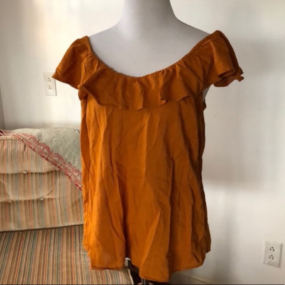 Old Navy Ruffle Sleeve Top - Picture 2 of 3